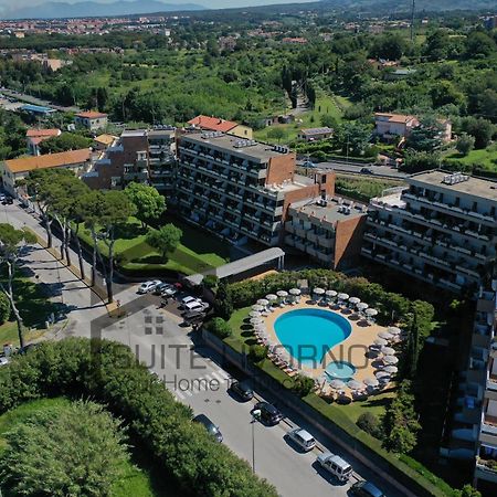 Suites Marilia Apartments Pool Side - Suite Livorno Holiday Home Group מראה חיצוני תמונה