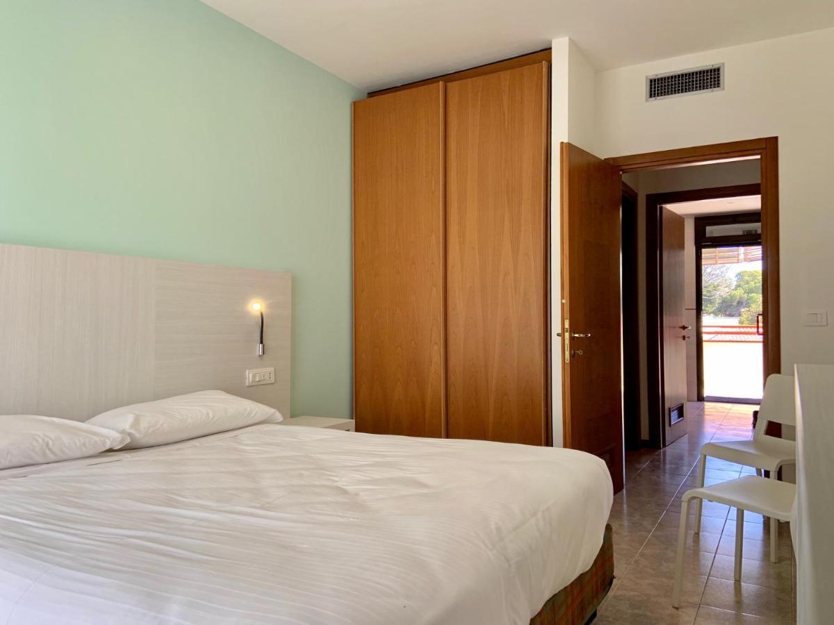 Suites Marilia Apartments Pool Side - Suite Livorno Holiday Home Group מראה חיצוני תמונה