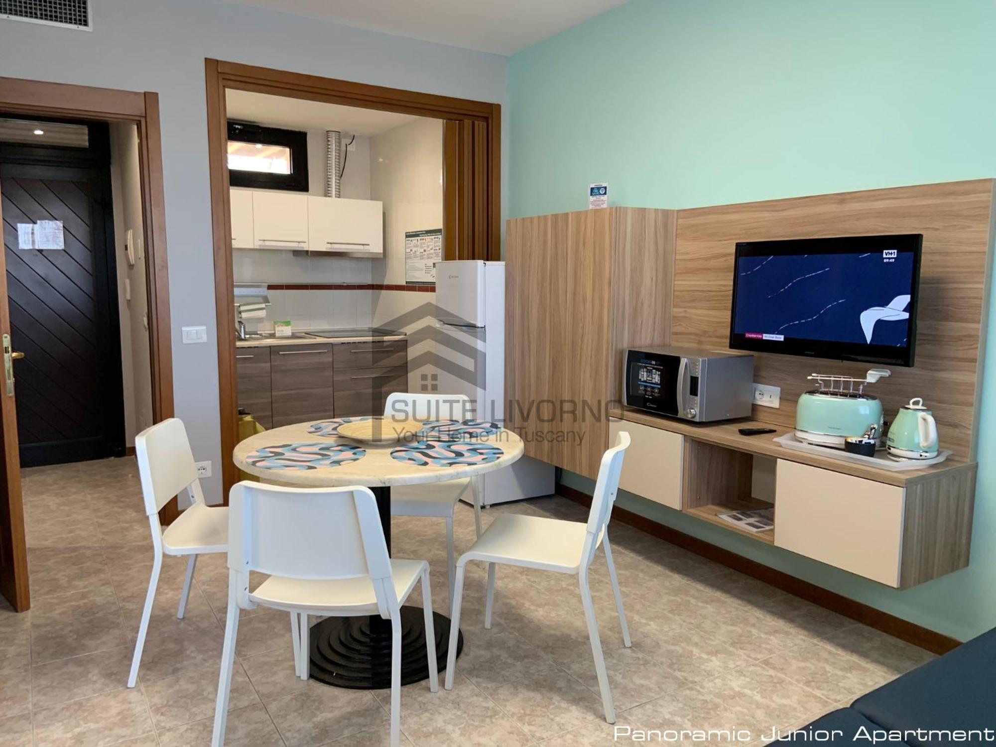 Suites Marilia Apartments Pool Side - Suite Livorno Holiday Home Group מראה חיצוני תמונה