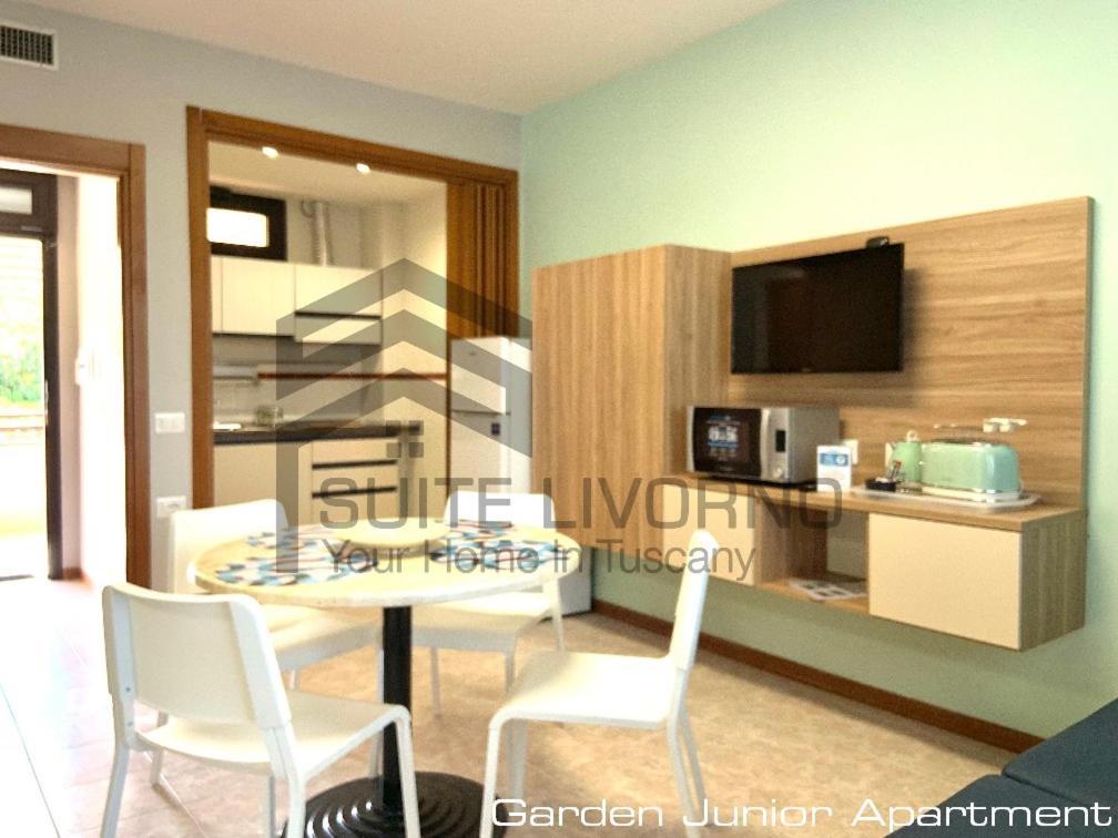 Suites Marilia Apartments Pool Side - Suite Livorno Holiday Home Group מראה חיצוני תמונה