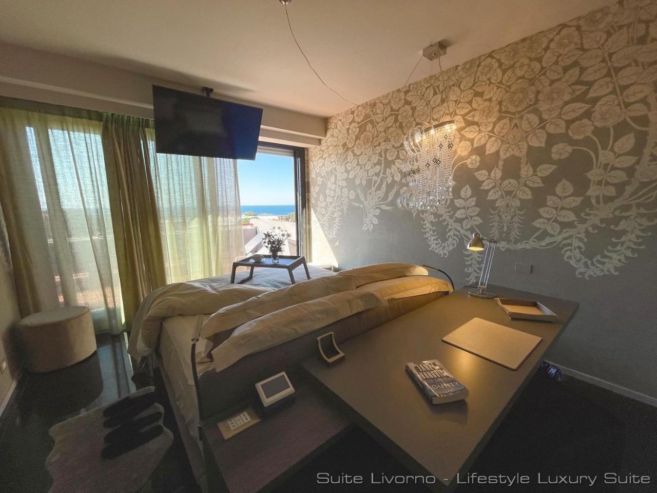 Suites Marilia Apartments Pool Side - Suite Livorno Holiday Home Group מראה חיצוני תמונה