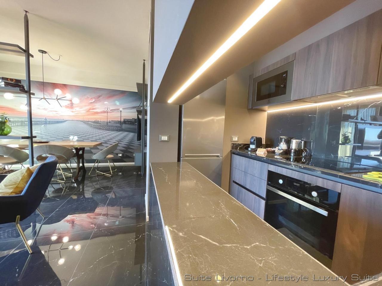Suites Marilia Apartments Pool Side - Suite Livorno Holiday Home Group מראה חיצוני תמונה
