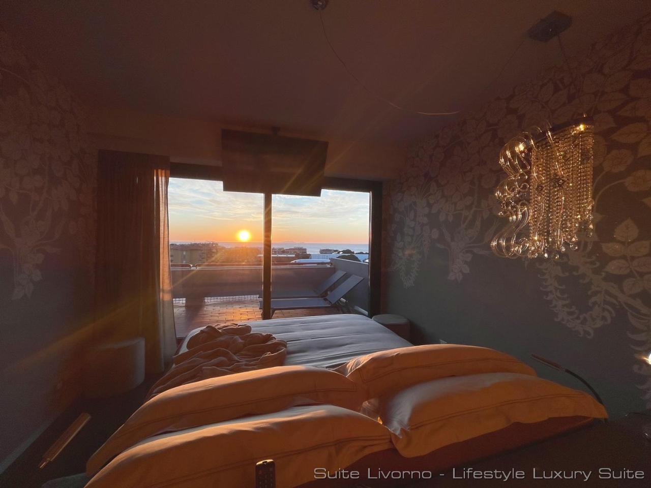 Suites Marilia Apartments Pool Side - Suite Livorno Holiday Home Group מראה חיצוני תמונה