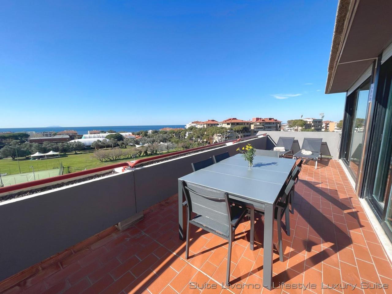 Suites Marilia Apartments Pool Side - Suite Livorno Holiday Home Group מראה חיצוני תמונה
