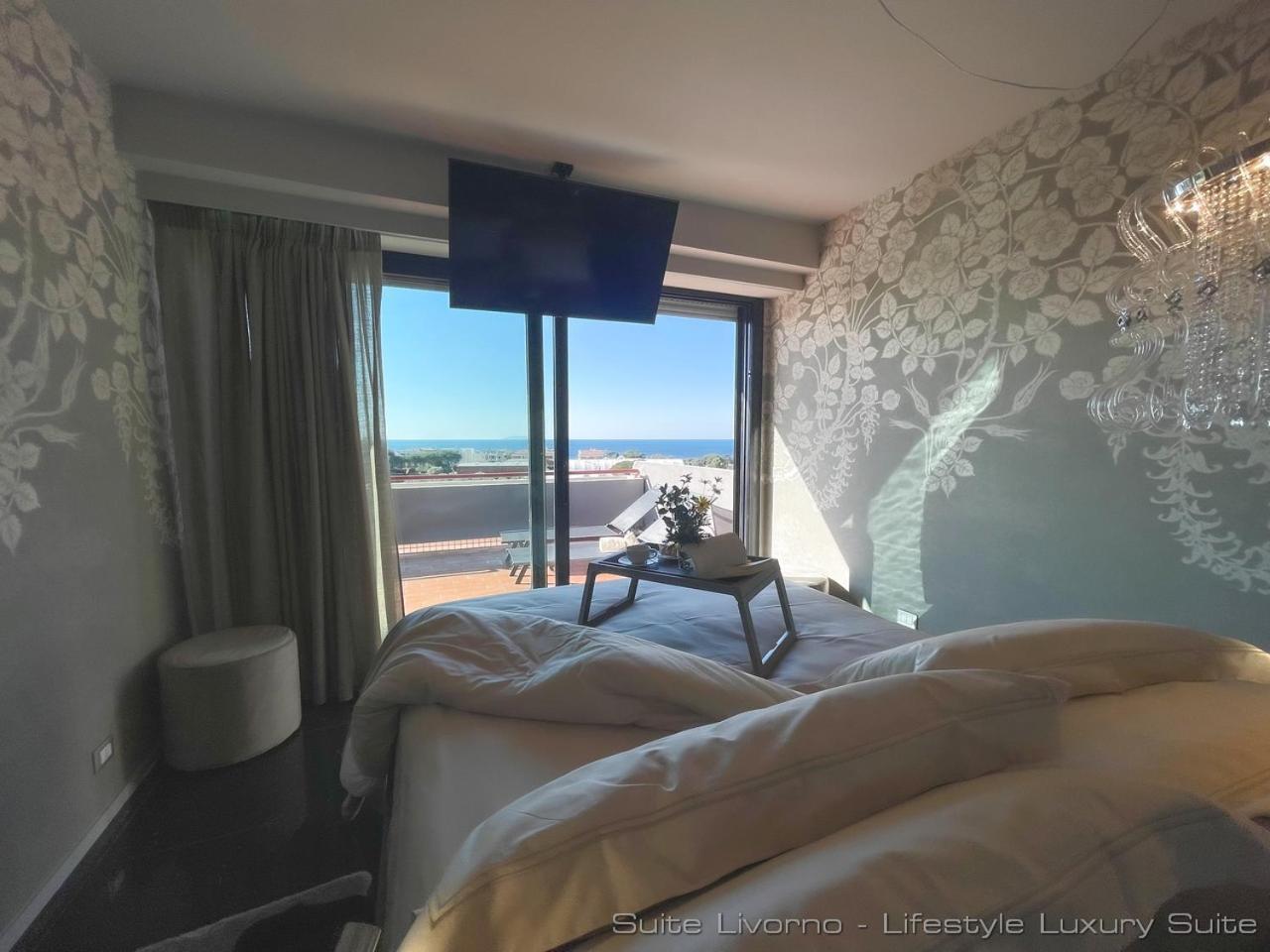 Suites Marilia Apartments Pool Side - Suite Livorno Holiday Home Group מראה חיצוני תמונה